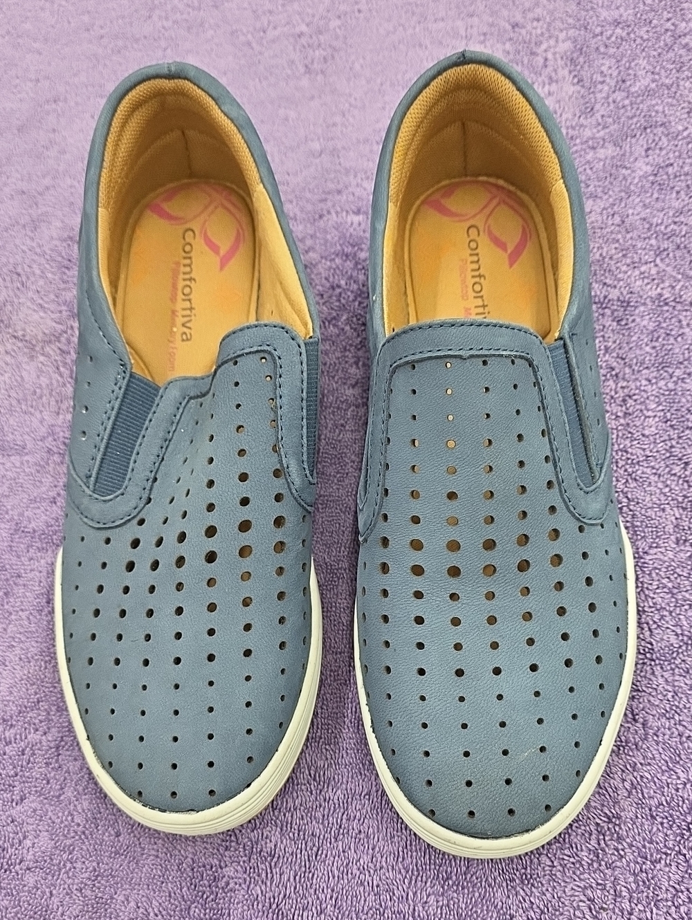 NWOT Women's Comfortiva Slate Blue Perforated Slip-On Sneakers